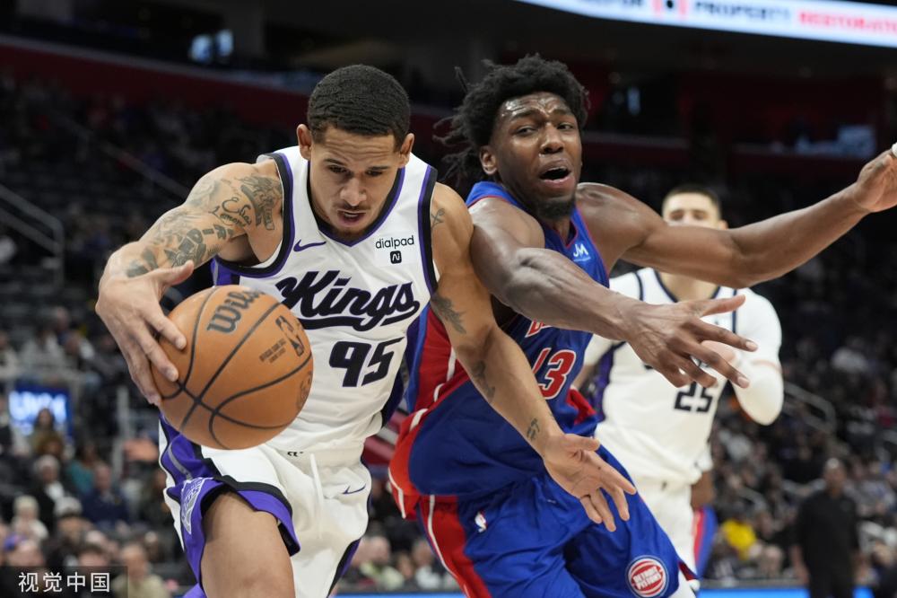 他常常通过 他常常通过