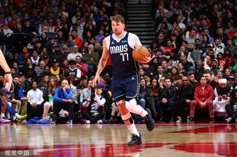 射的庫里深 射的庫里深