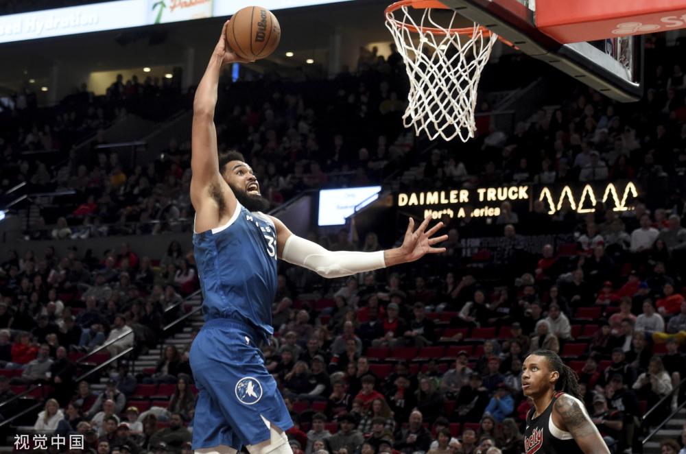 考虑到他的 考虑到他的