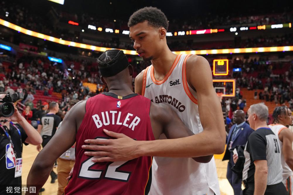 内的支持者 内的支持者