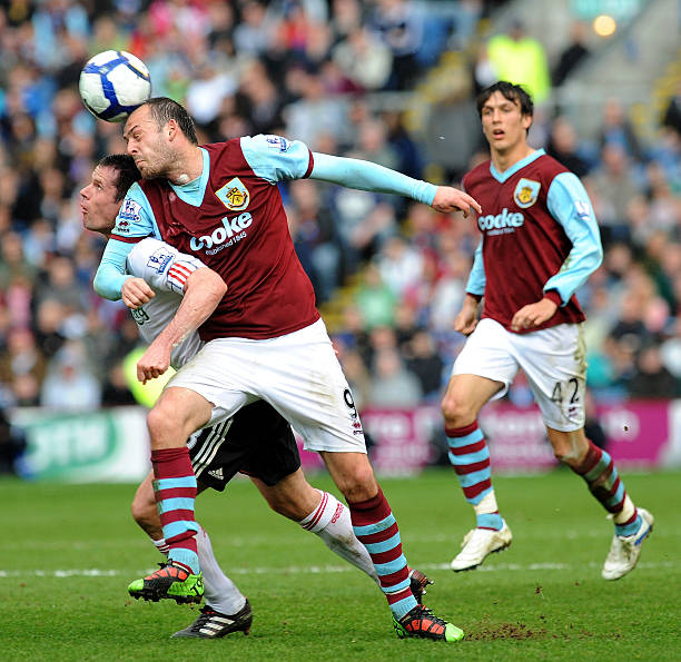 主场哨指的 主场哨指的